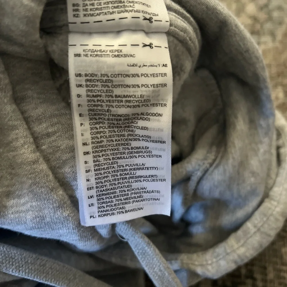 Adidas Essentials Fleece Hoodie in Small Grey Heather black embroidered logo